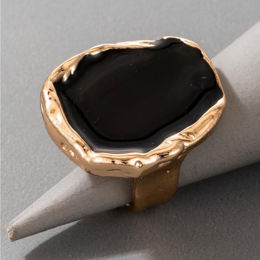 Midnight Muse Oversized Statement Ring NEW 🏷️ - Picture 2 of 3